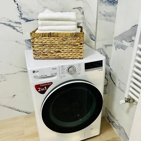 Apartment Mosaic64 *